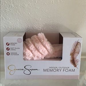 Jessica Simpson Memory Foam Slipper